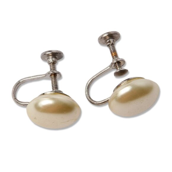 Vintage Faux Pearl Clip On Earrings Screw-On 1960s Cream Silver Classic MCM - Picture 3 of 5
